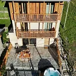 펜션 Modern With Hot Tube Campo